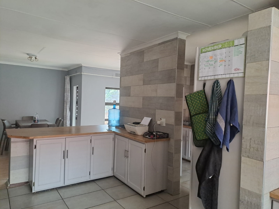 To Let 3 Bedroom Property for Rent in Ben Fleur Mpumalanga