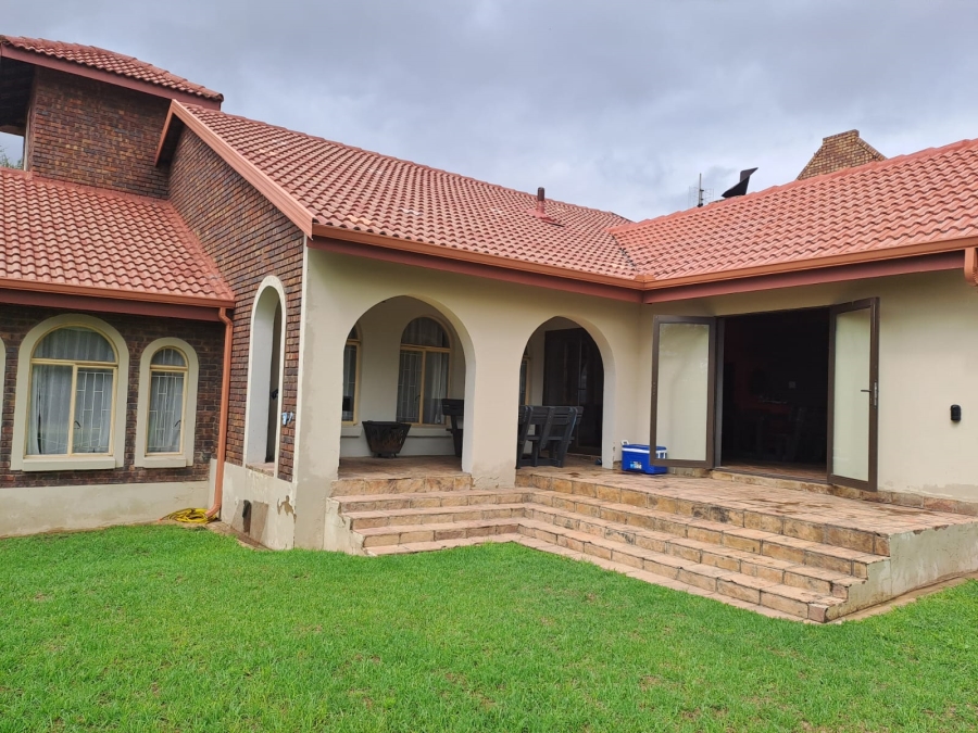To Let 3 Bedroom Property for Rent in Ben Fleur Mpumalanga