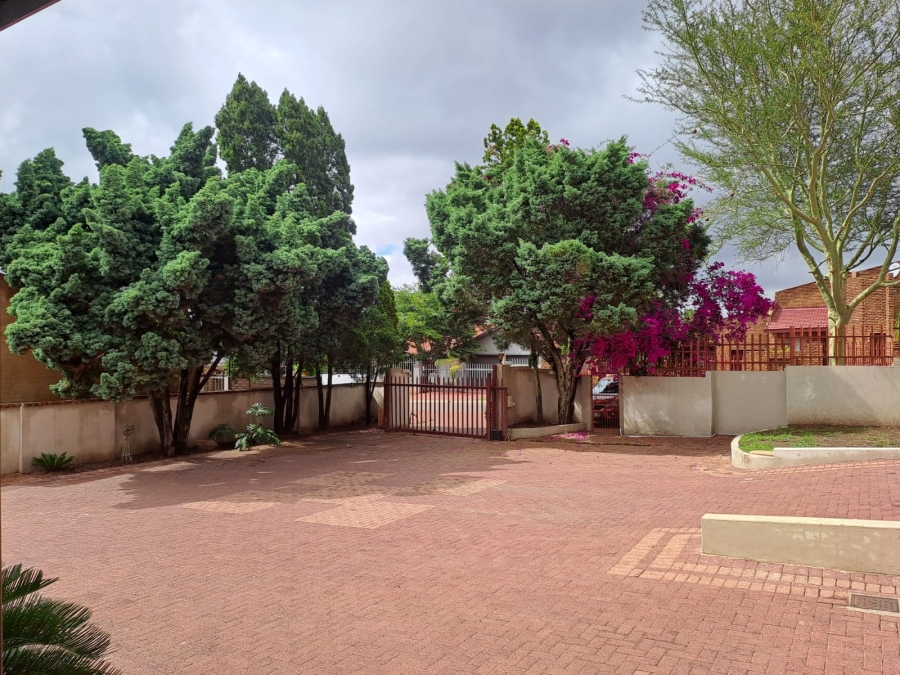 To Let 3 Bedroom Property for Rent in Ben Fleur Mpumalanga