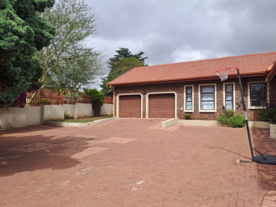 To Let 3 Bedroom Property for Rent in Ben Fleur Mpumalanga