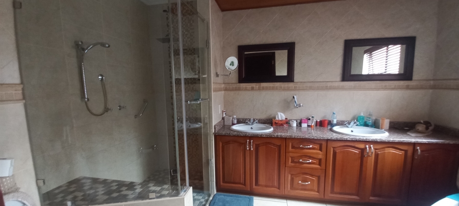 4 Bedroom Property for Sale in Clubville Mpumalanga