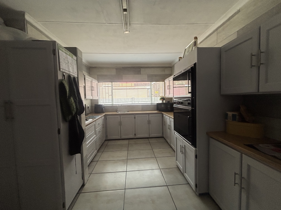 3 Bedroom Property for Sale in Ben Fleur Mpumalanga