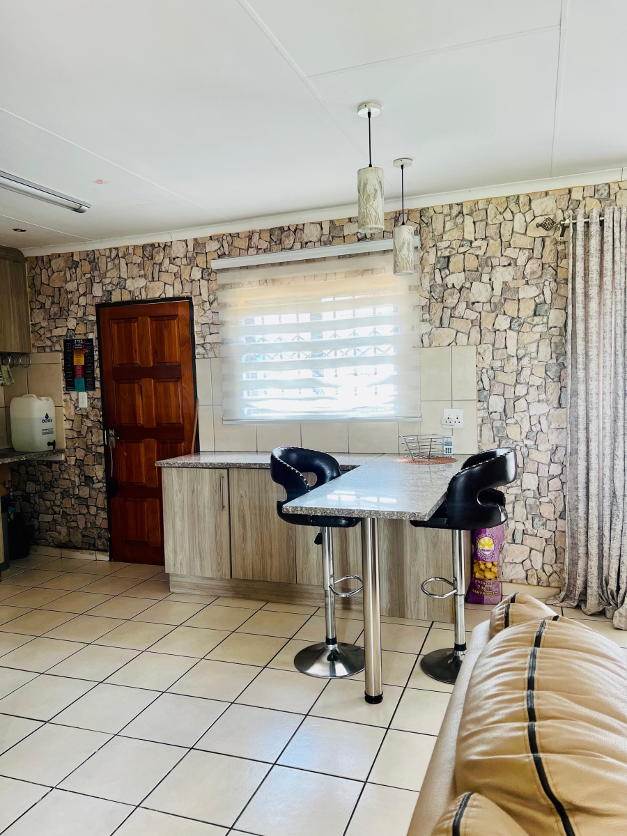 3 Bedroom Property for Sale in Jackaroo Park Mpumalanga