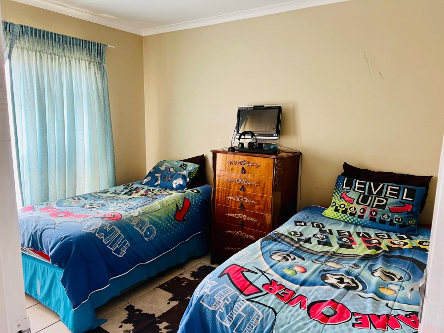 3 Bedroom Property for Sale in Jackaroo Park Mpumalanga