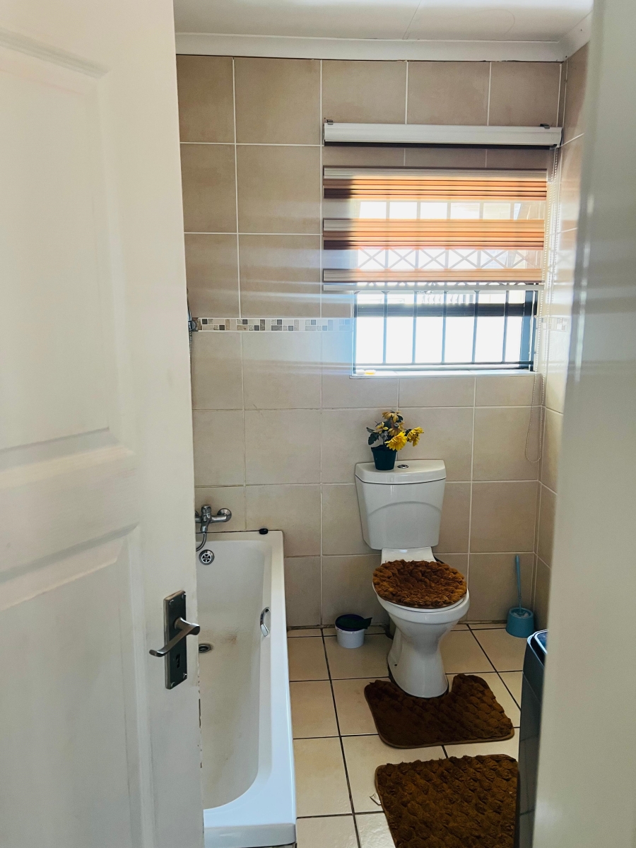 3 Bedroom Property for Sale in Jackaroo Park Mpumalanga