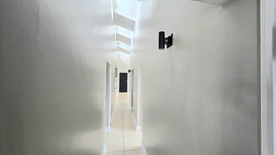 3 Bedroom Property for Sale in Ben Fleur Mpumalanga