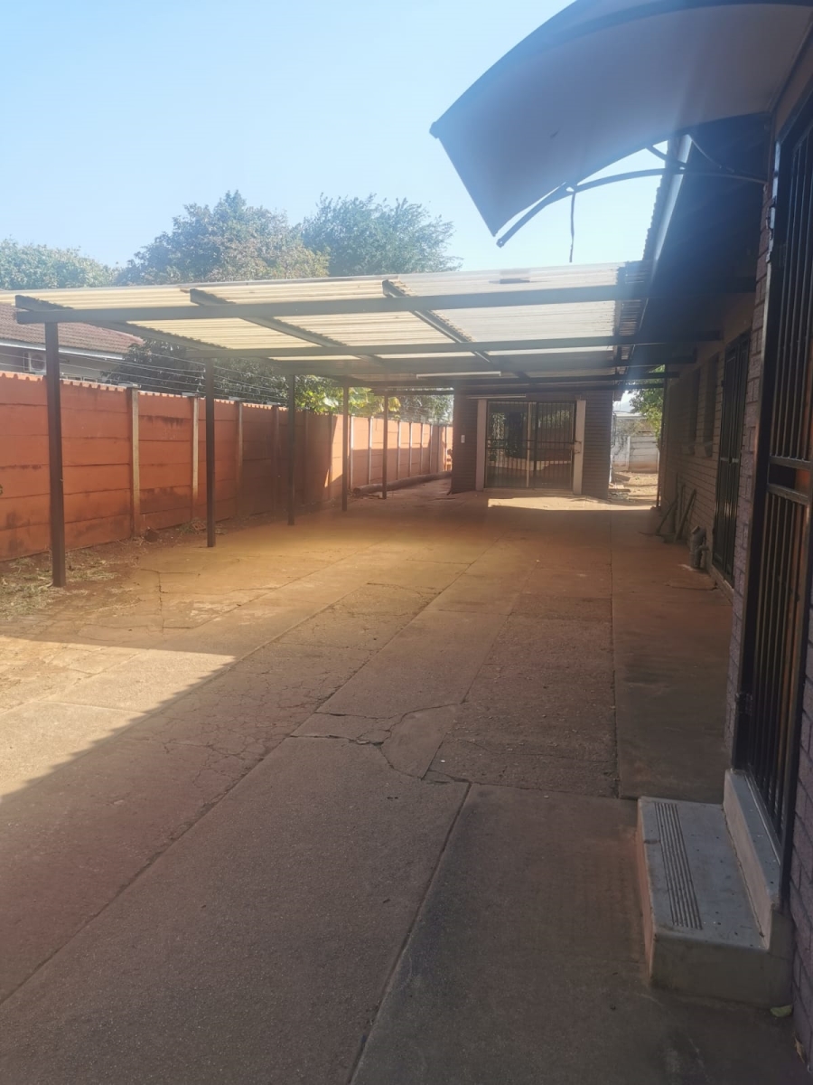 3 Bedroom Property for Sale in Malelane Mpumalanga