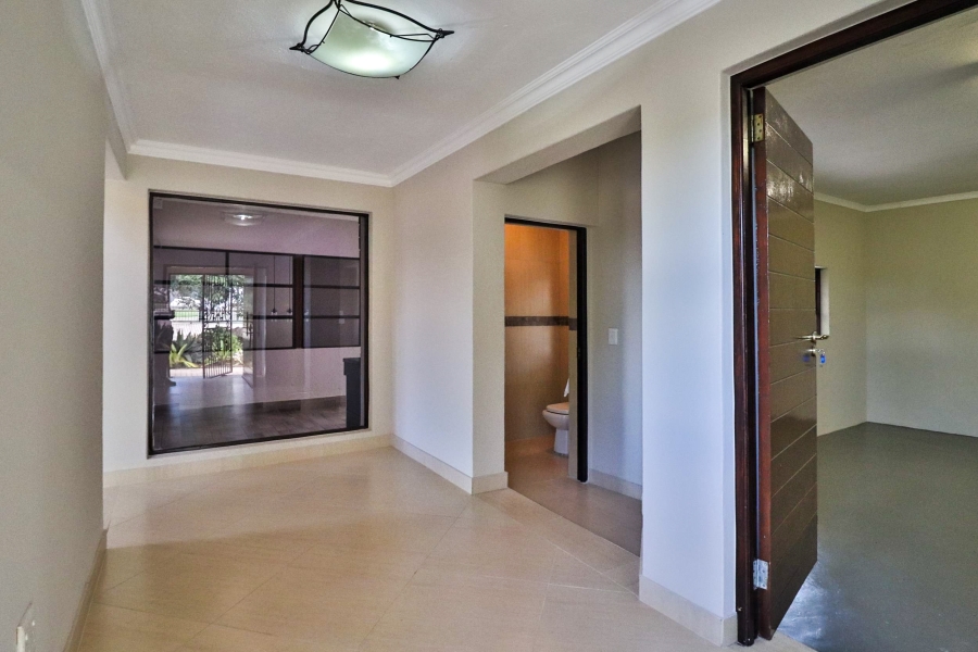 6 Bedroom Property for Sale in Sonheuwel Ext 1 Mpumalanga