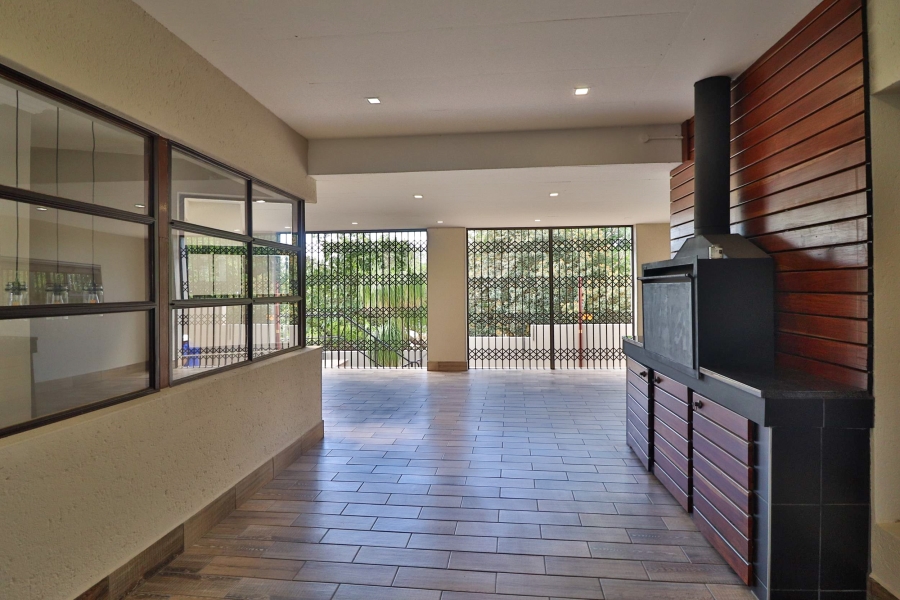 6 Bedroom Property for Sale in Sonheuwel Ext 1 Mpumalanga