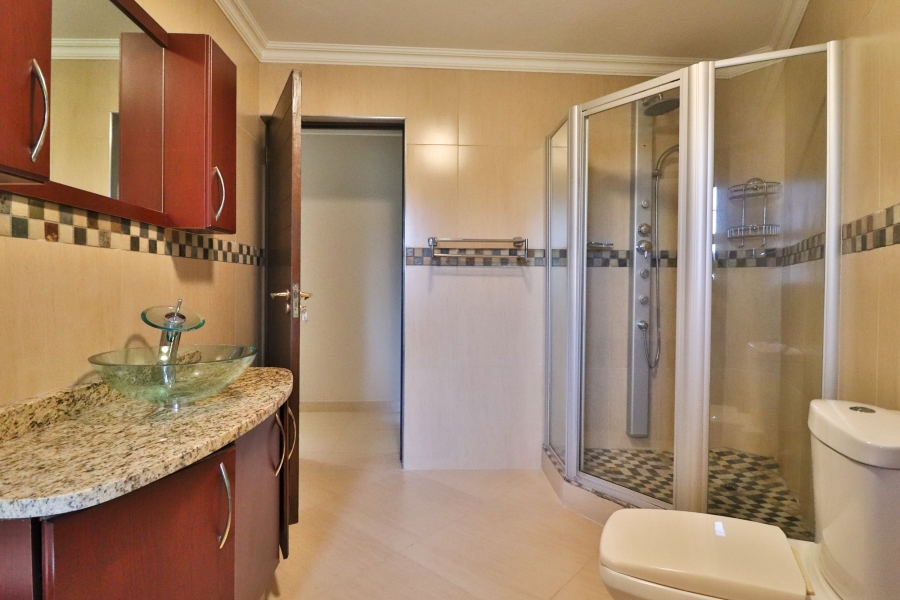 6 Bedroom Property for Sale in Sonheuwel Ext 1 Mpumalanga