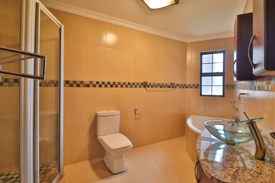 6 Bedroom Property for Sale in Sonheuwel Ext 1 Mpumalanga