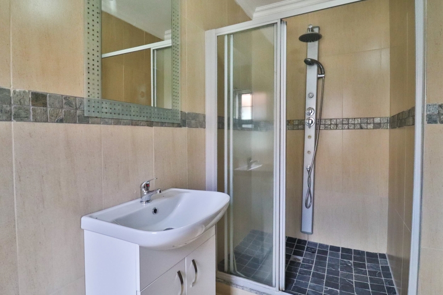 6 Bedroom Property for Sale in Sonheuwel Ext 1 Mpumalanga