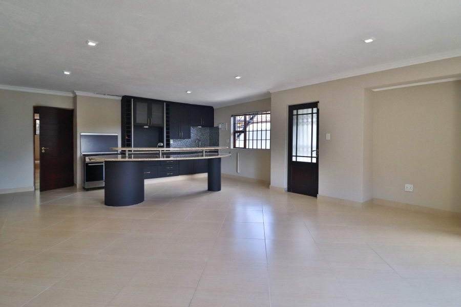 6 Bedroom Property for Sale in Sonheuwel Ext 1 Mpumalanga