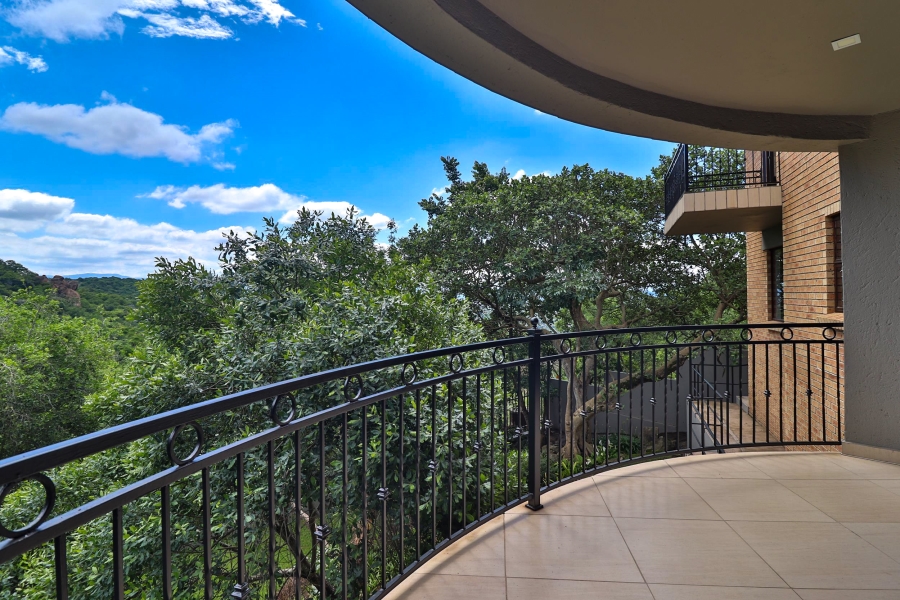 6 Bedroom Property for Sale in Sonheuwel Ext 1 Mpumalanga