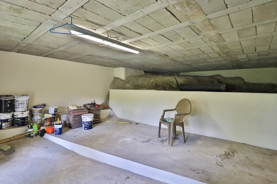 6 Bedroom Property for Sale in Sonheuwel Ext 1 Mpumalanga