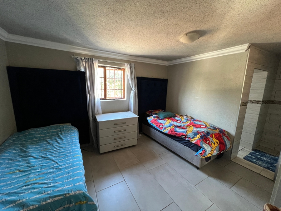 To Let 4 Bedroom Property for Rent in Stonehenge Mpumalanga