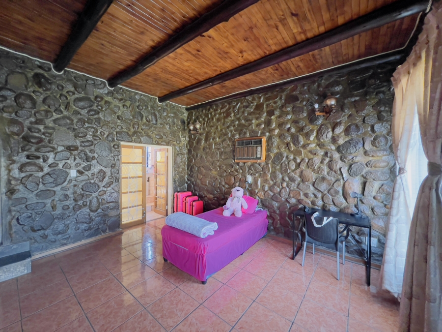 28 Bedroom Property for Sale in Kanyamazane Mpumalanga