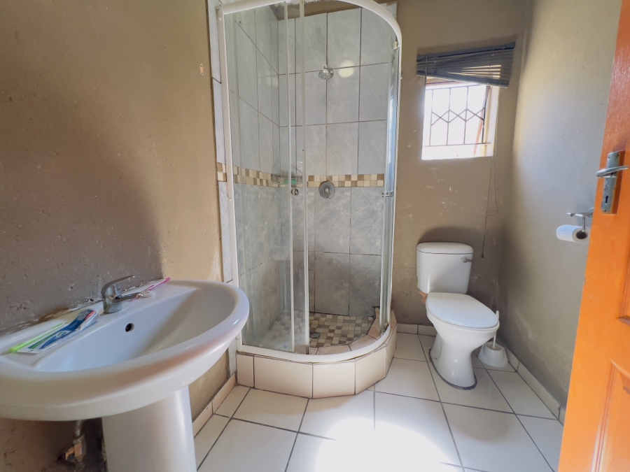 28 Bedroom Property for Sale in Kanyamazane Mpumalanga