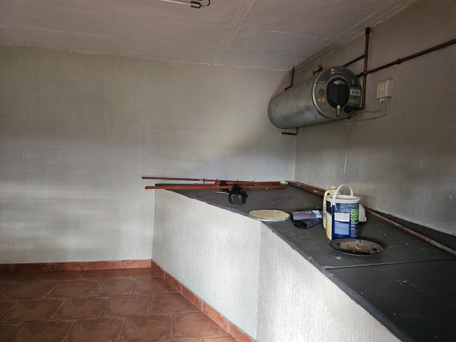 4 Bedroom Property for Sale in Nelspruit Ext 1 Mpumalanga