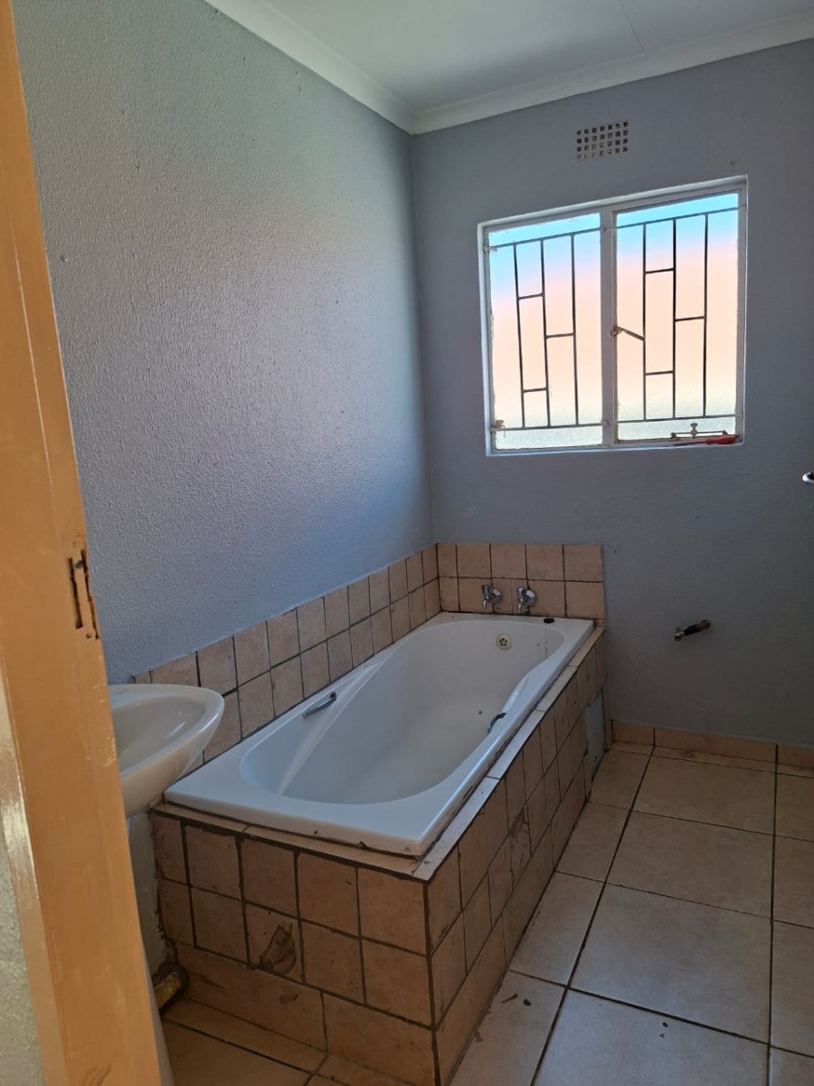2 Bedroom Property for Sale in Duvha Park Mpumalanga