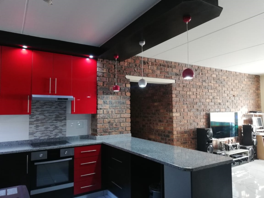 To Let 3 Bedroom Property for Rent in Noordrand Mpumalanga