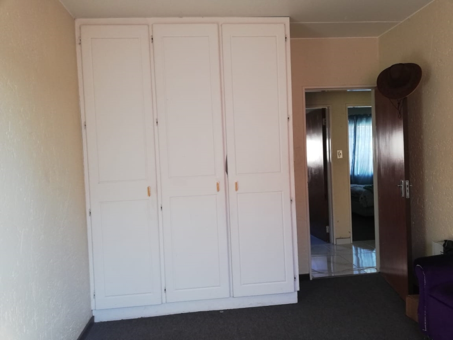 To Let 3 Bedroom Property for Rent in Noordrand Mpumalanga