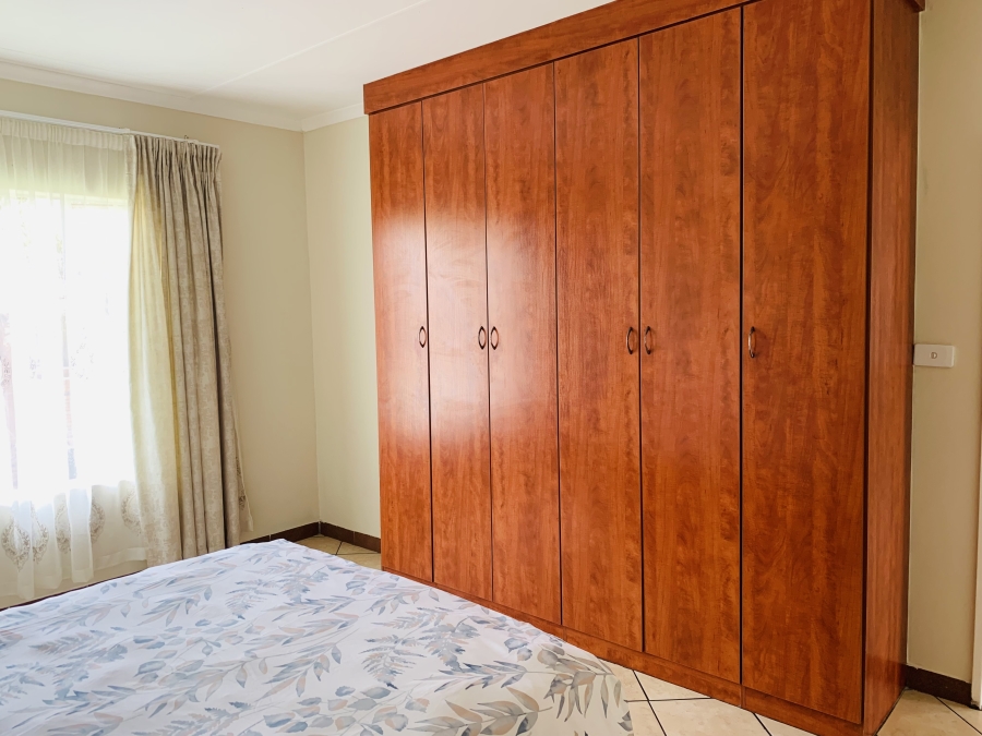 To Let 2 Bedroom Property for Rent in Middelburg Central Mpumalanga