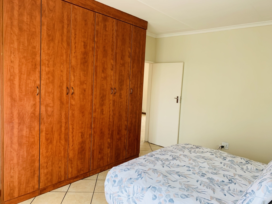 To Let 2 Bedroom Property for Rent in Middelburg Central Mpumalanga