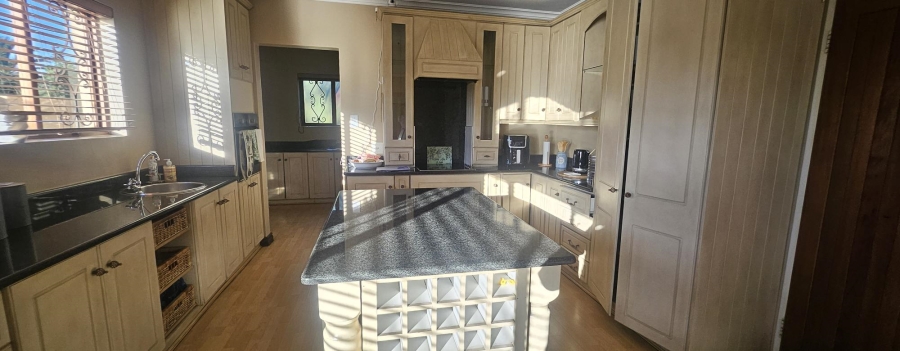 3 Bedroom Property for Sale in Witbank Ext 10 Mpumalanga