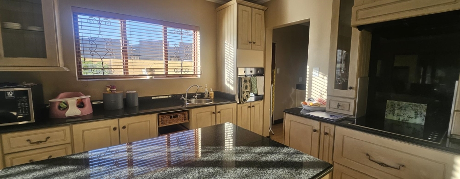 3 Bedroom Property for Sale in Witbank Ext 10 Mpumalanga