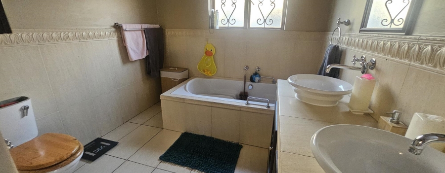 3 Bedroom Property for Sale in Witbank Ext 10 Mpumalanga