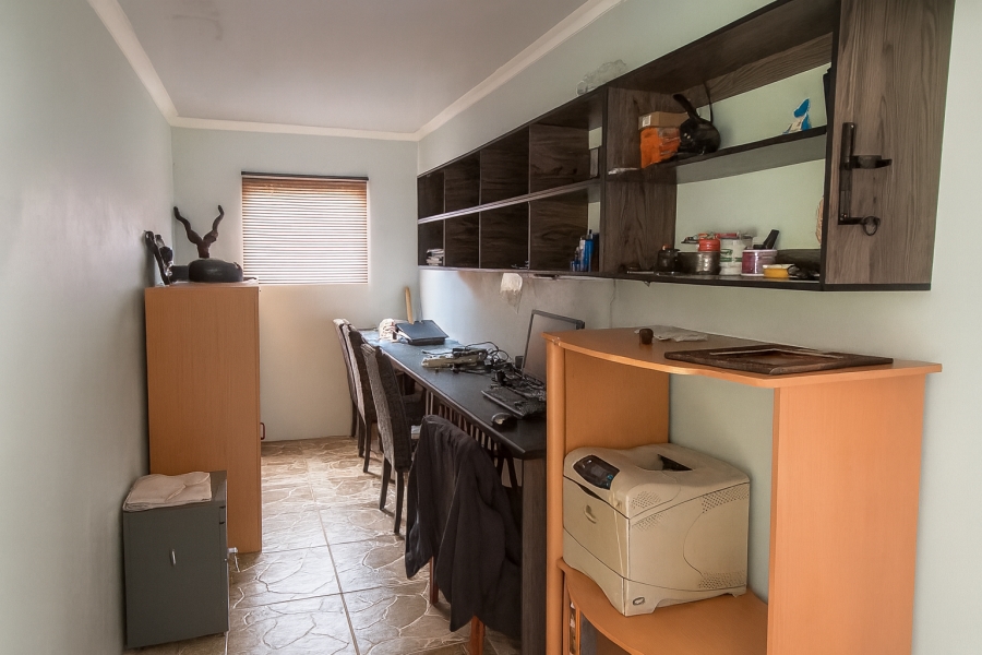 3 Bedroom Property for Sale in Presidentsrus Mpumalanga