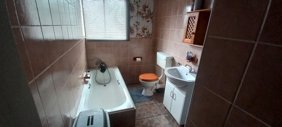 3 Bedroom Property for Sale in Presidentsrus Mpumalanga