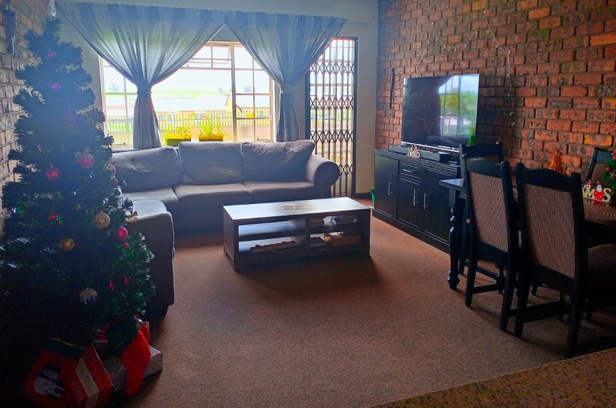 3 Bedroom Property for Sale in Noordrand Mpumalanga