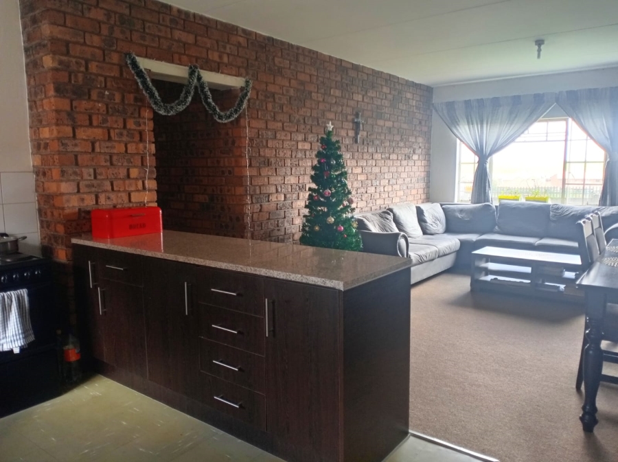 3 Bedroom Property for Sale in Noordrand Mpumalanga