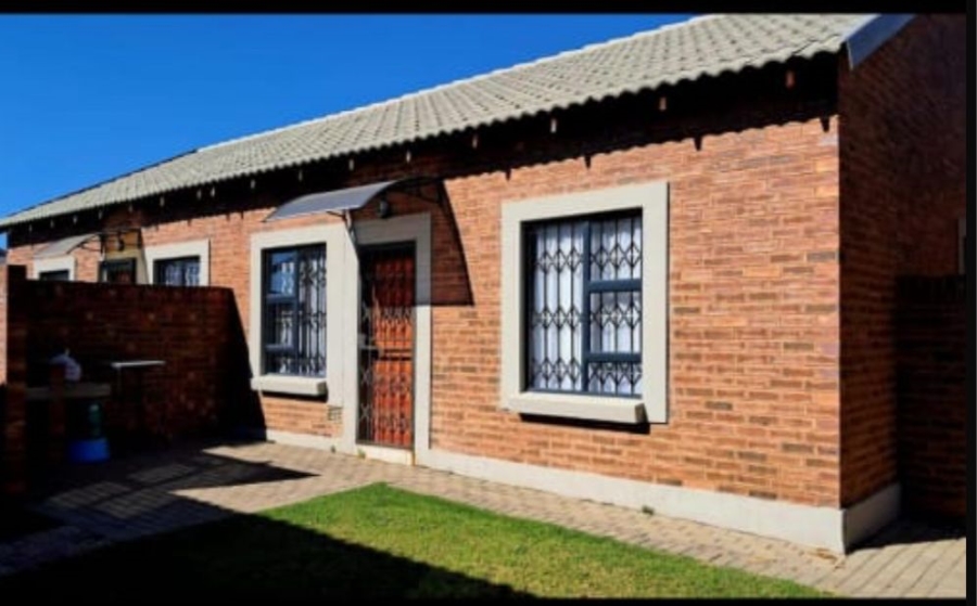 To Let 3 Bedroom Property for Rent in Terra Nova Mpumalanga