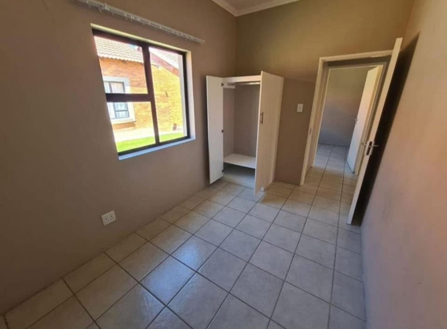 To Let 3 Bedroom Property for Rent in Terra Nova Mpumalanga