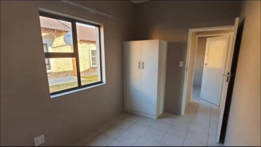 To Let 3 Bedroom Property for Rent in Terra Nova Mpumalanga