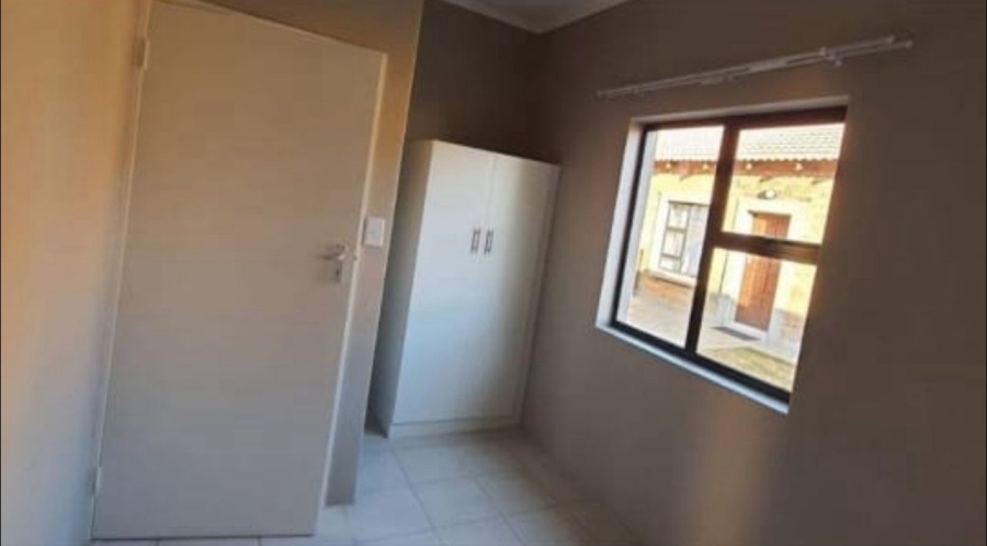 To Let 3 Bedroom Property for Rent in Terra Nova Mpumalanga