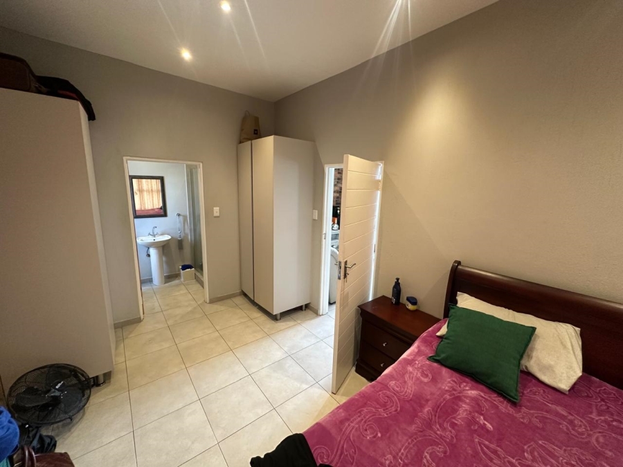 1 Bedroom Property for Sale in Orchard View Mpumalanga