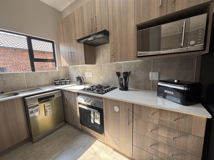 3 Bedroom Property for Sale in Die Heuwel Ext 2 Mpumalanga