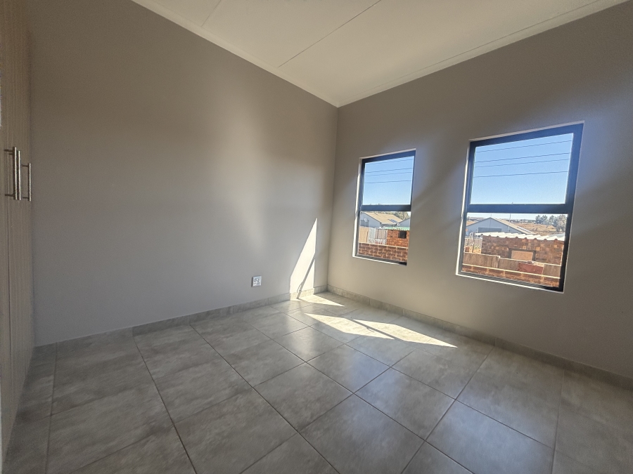 3 Bedroom Property for Sale in Die Heuwel Ext 2 Mpumalanga