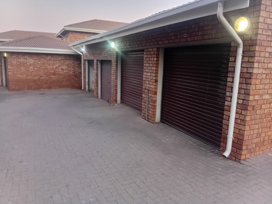 3 Bedroom Property for Sale in Aerorand Mpumalanga