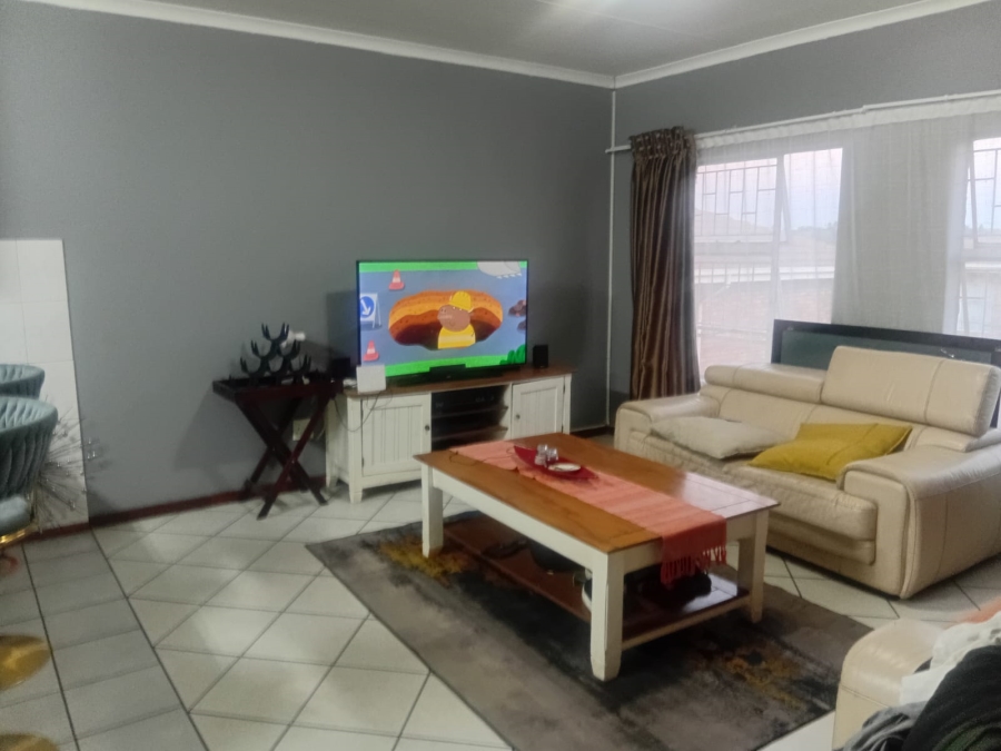 3 Bedroom Property for Sale in Aerorand Mpumalanga