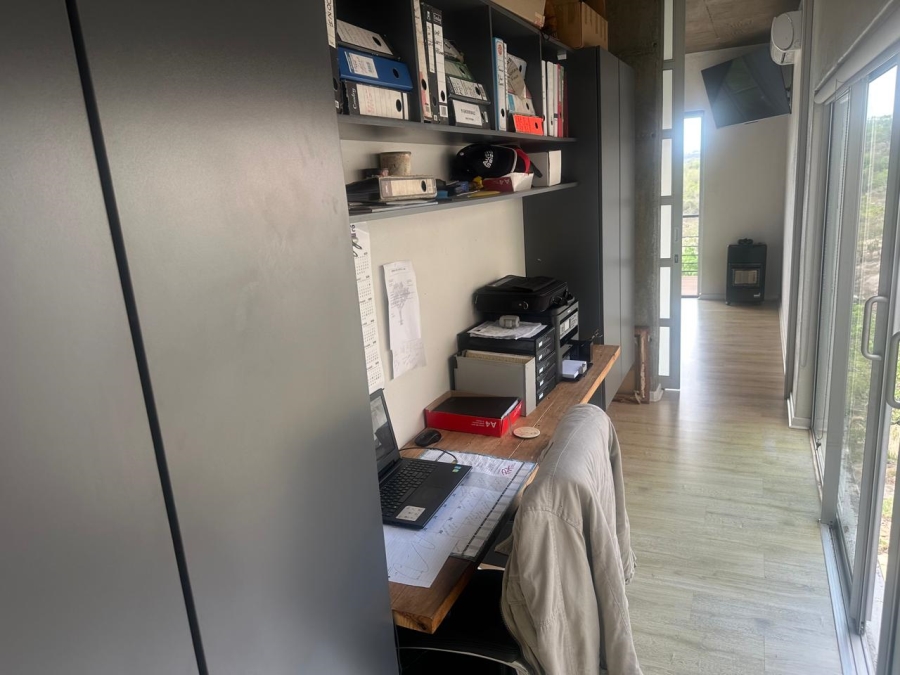 4 Bedroom Property for Sale in Granite Hill Mpumalanga