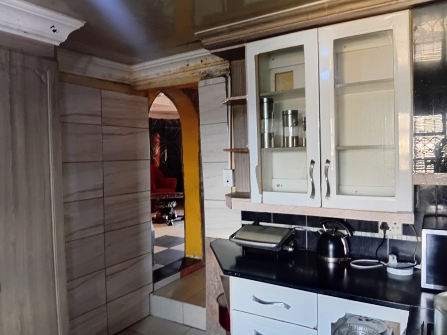 4 Bedroom Property for Sale in Mhluzi Mpumalanga