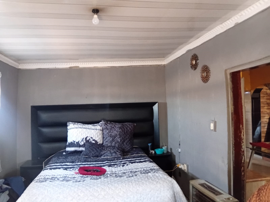 4 Bedroom Property for Sale in Mhluzi Mpumalanga