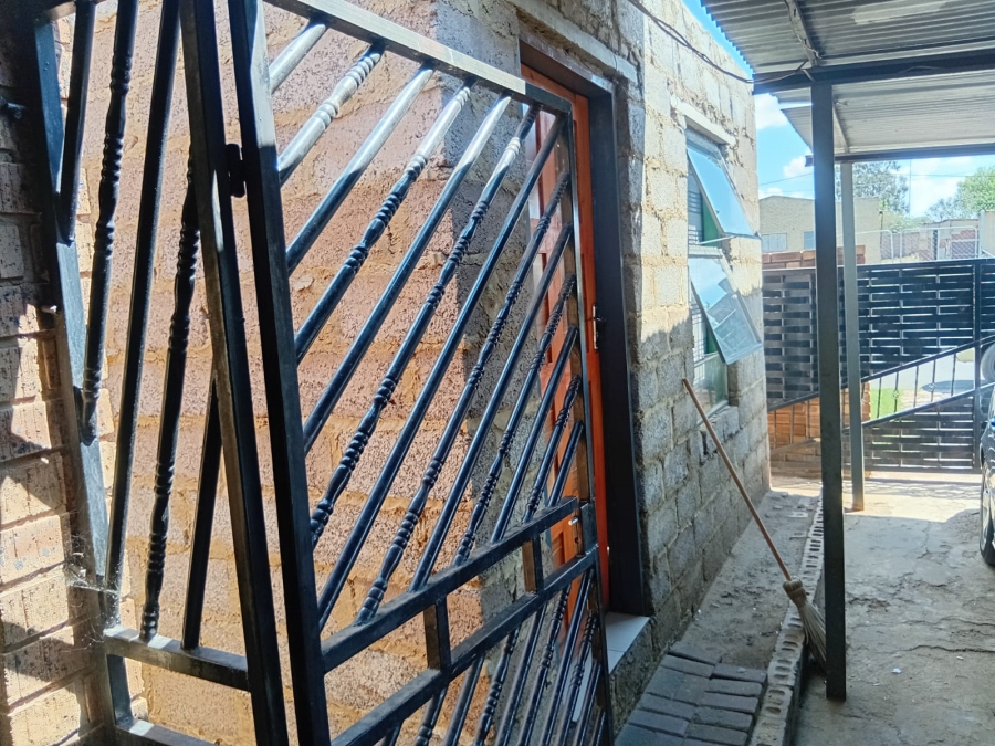 4 Bedroom Property for Sale in Mhluzi Mpumalanga