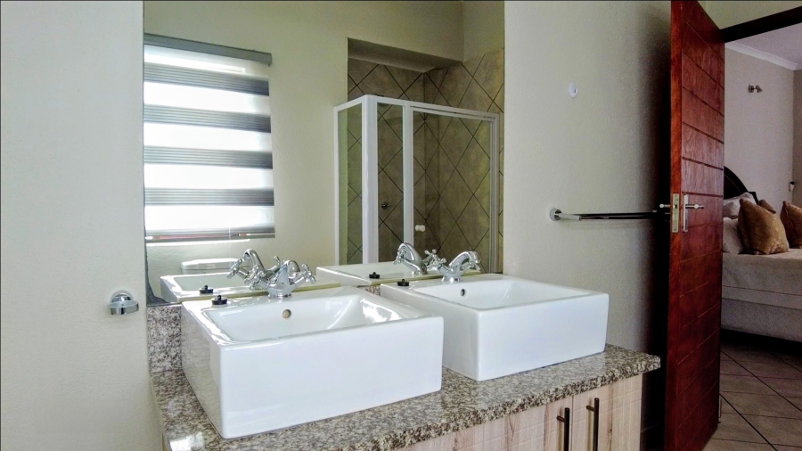 3 Bedroom Property for Sale in Fairlands Estate Mpumalanga