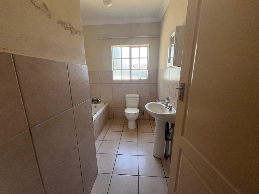 To Let 3 Bedroom Property for Rent in South View Mpumalanga